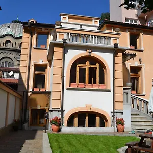 Secession Style Apartament
